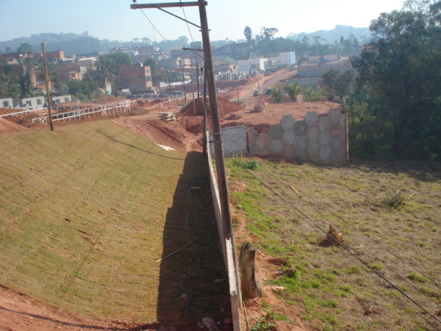 Contenção Arrimo – Tecnisa